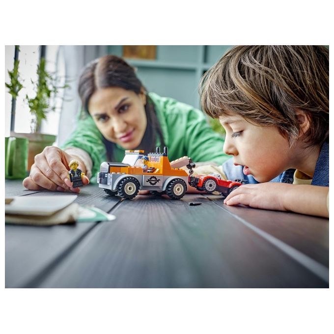 LEGO City Autogru' e Officina Auto Sportive Giocattolo Giochi Creativi da Meccanico per Bambini e Bambine da 4 Anni con Camion Carro Attrezzi e Macchina da Costruire Idea Regalo da Collezione 60435