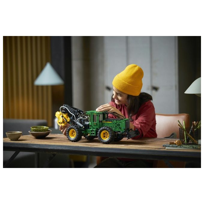LEGO Technic 42157 Trattore John Deere 948L-II, Modellino da Costruire di Veicolo Giocattolo con Funzioni Pneumatiche e 4WD