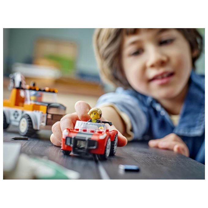 LEGO City Autogru' e Officina Auto Sportive Giocattolo Giochi Creativi da Meccanico per Bambini e Bambine da 4 Anni con Camion Carro Attrezzi e Macchina da Costruire Idea Regalo da Collezione 60435