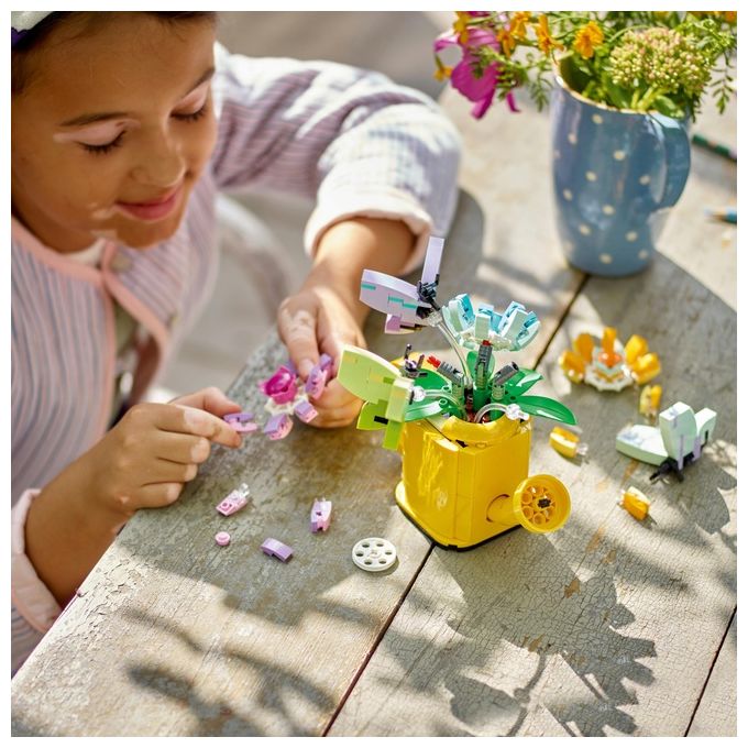 LEGO Creator 31149 3in1 Innaffiatoio con Fiori Finti Trasformabile in Stivale o in 2 Uccelli con Trespolo, Giochi per Bambini 8+