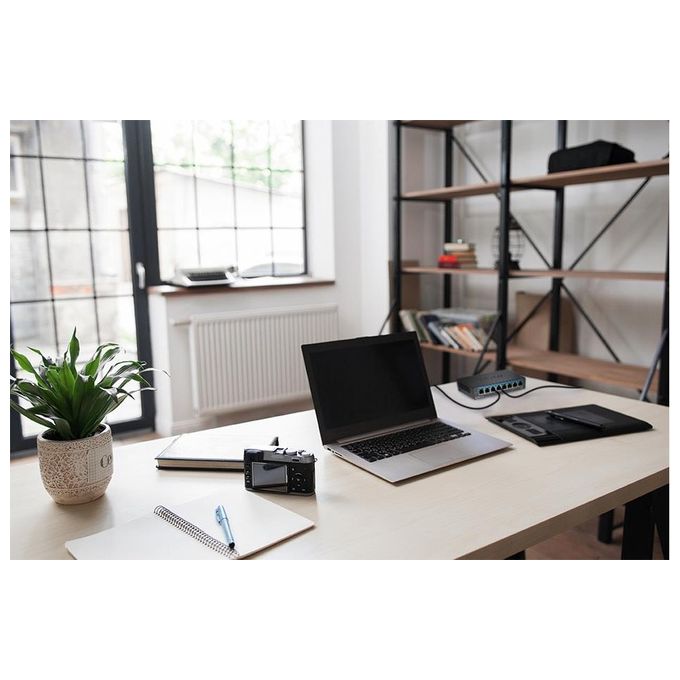 D-Link DMS-108 Switch Non gestito L2 2.5G Ethernet (100-1000-2500) Nero