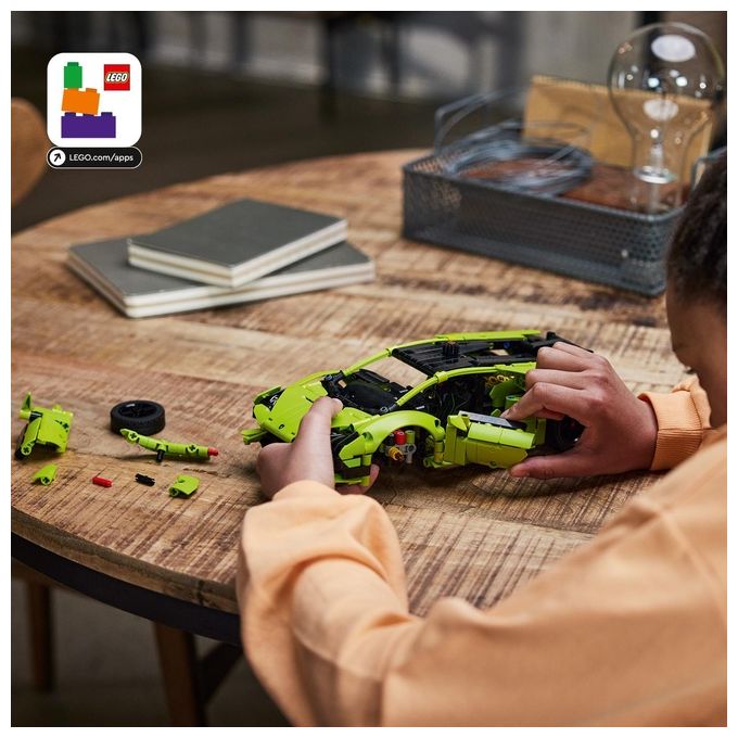 LEGO Technic 42161 Lamborghini Huracán Tecnica, Modellino di Auto da Costruire, Macchina Giocattolo per Bambini