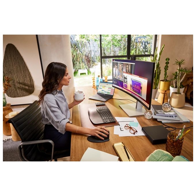 HP S7 PRO 734PM WQHD Conference Monitor