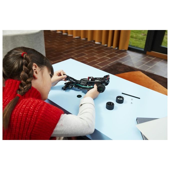LEGO Technic 42165 Mercedes-AMG F1 W14 E Performance Pull-Back, Macchina Giocattolo da Costruire, Gioco Creativo per Bambini 7+