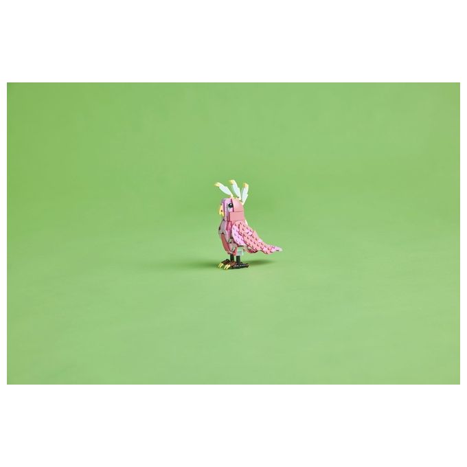 LEGO Creator 3 in 1 Animali Selvatici: Fenicottero Rosa Giocattolo - Si Trasforma in Uccello Cacatua o in Axolotl - Animali da Costruire per Bambini e Bambine da 8 Anni - Regalo di Compleanno 31170