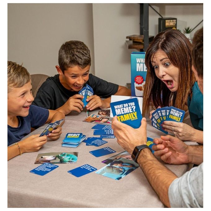 Yas! Games What Do You Meme? Family Edition