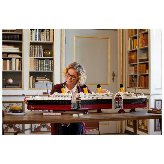 LEGO Creator Titanic Modello in Mattoncini da Costruzione per Appassionati e Collezionisti di Tutte le Eta'