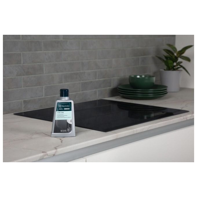 Electrolux M3HCC200 Detergente per Piano Cottura 300ml - Bottiglia Singola