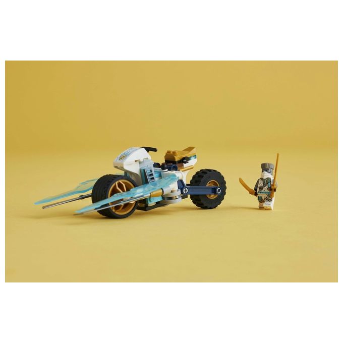 LEGO NINJAGO Moto di Ghiaccio di Zane Veicolo Giocattolo con Lame Mobili Gioco d'Azione per Bambini e Bambine 7 Anni con 1 Minifigure Ninja di Eroe Piccola Idea Regalo di Compleanno 71816