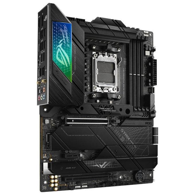 ASUS ROG Strix X670E-F Gaming WiFi, Scheda Madre Gaming ATX, AMD AM5, DDR5, PCI 5.0, Intel 2.5Gb Ethernet, WiFi 6E (802.11ax), ROG SupremeFX 7.1 Surround, 4xM.2, 4xSATA 6GB-s, Aura Sync RGB, Nero