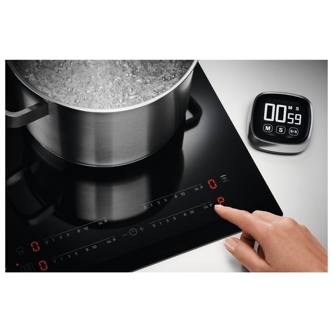 Electrolux EIT81443 Piano cottura a Induzione in Vetroceramica 4 Zone 80 cm Connessione Hob2Hood Nero