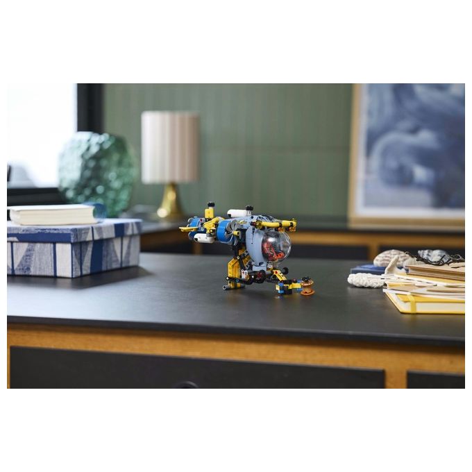 LEGO Technic Sottomarino per Esplorazioni Abissali