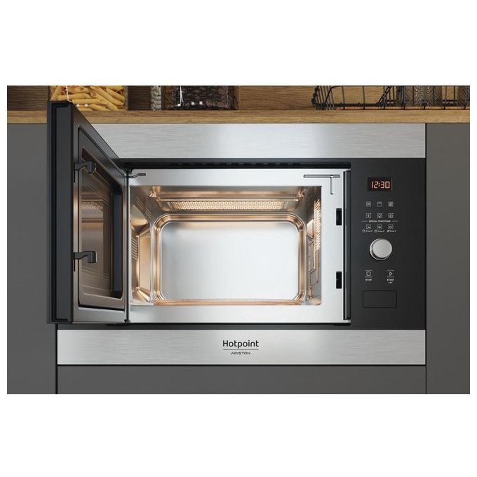 Hotpoint MF25G IX HA Forno a Microonde con Grill Elettronico Capacita' 25 Litri Potenza 900 W Inox