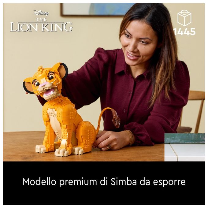 LEGO 43247 Disney Classic Set da Costruzione per Adulti Giovane Simba Re Leone 1445 Pezzi con Testa Mobile per Diverse Pose App LEGO Builder Compatibile colore Multicolore