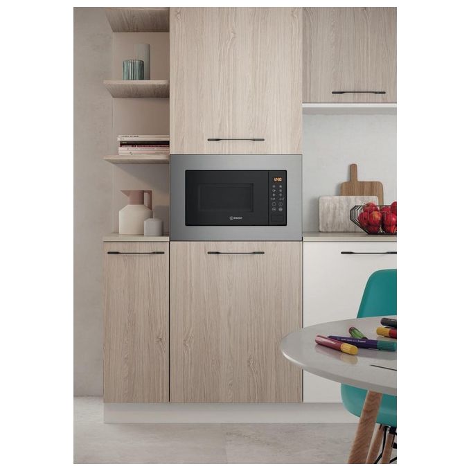 Indesit MWI 120 GX Microonde con Grill Capacita' 20 Litri Potenza 800W Auto Cook Grill al quarzo 22 Funzioni Acciaio opaco