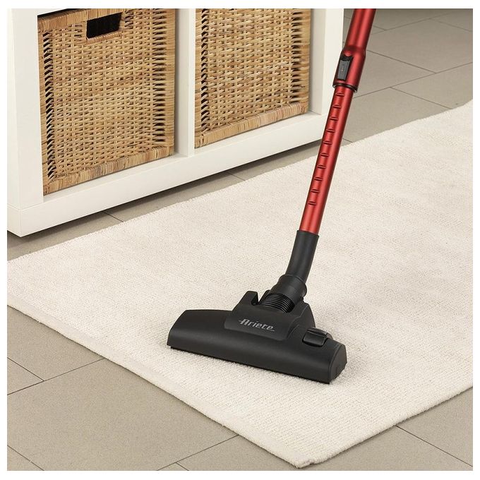 Ariete 2761 Handy Force – Scopa elettrica con filo senza sacchetto, capacita' 0,5 L, potenza 600 W, sistema ciclonico, accessori inclusi, colore Nero-Rosso
