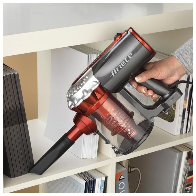 Ariete 2761 Handy Force – Scopa elettrica con filo senza sacchetto, capacita' 0,5 L, potenza 600 W, sistema ciclonico, accessori inclusi, colore Nero-Rosso