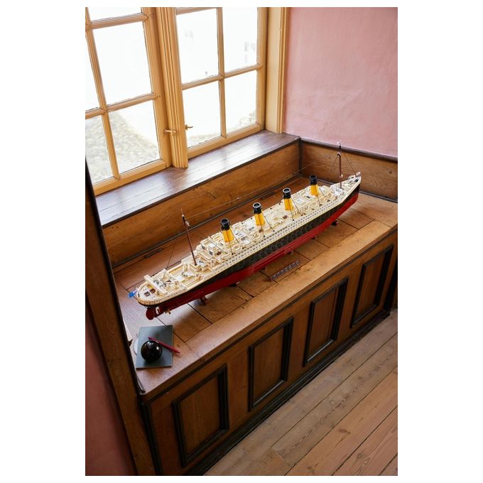 LEGO Creator Titanic Modello in Mattoncini da Costruzione per Appassionati e Collezionisti di Tutte le Eta'