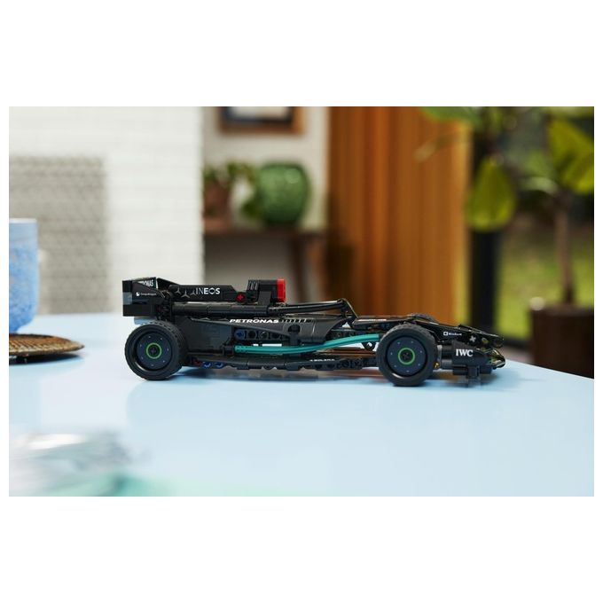 LEGO Technic 42165 Mercedes-AMG F1 W14 E Performance Pull-Back, Macchina Giocattolo da Costruire, Gioco Creativo per Bambini 7+