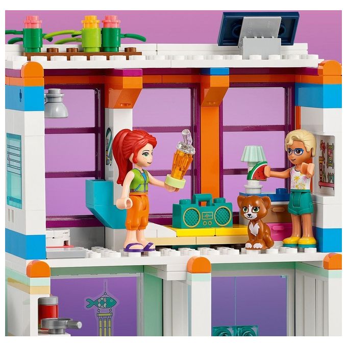 LEGO 41709 LEGO Friends Set da costruzione 686 pezzi 4 minifigure casa modulare con piscina e molo colore Multicolore