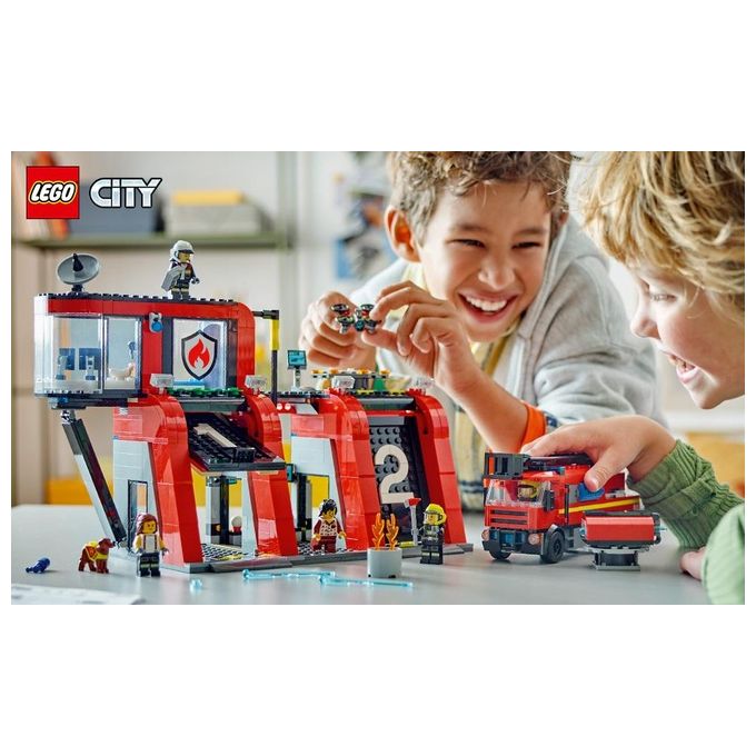 LEGO City 60414 Caserma dei Pompieri e Autopompa con Camion Giocattolo, 6 Minifigure, Cane e Accessori, Gioco per Bambini 6+