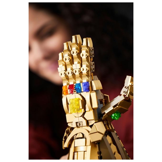 LEGO Super Heroes Marvel 76191 Guanto dell'Infinito di Thanos, Modello da Costruzione Avengers da Collezione, Set per Adulti