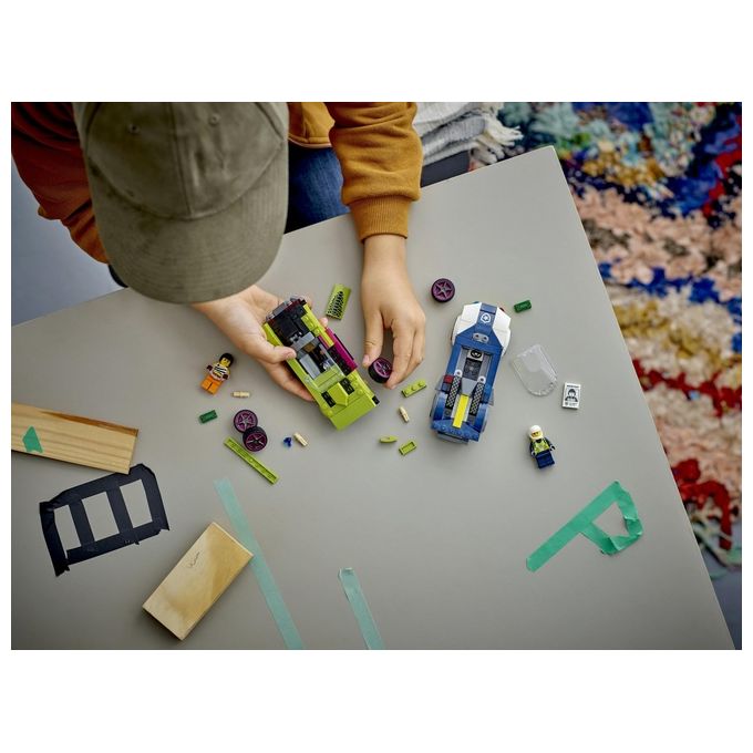 LEGO City 60415 Inseguimento della Macchina da Corsa, 2 Modellini di Auto della Polizia, Giocattolo per Bambini di 6+ Anni