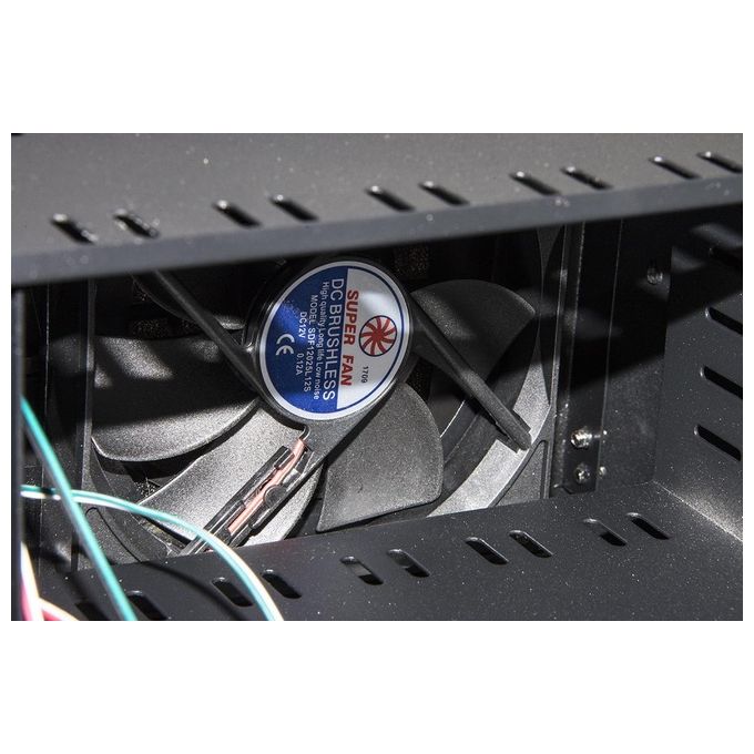 Link Chassis per Server Installazione 19'' 4 Unita' con 3 Alloggiamenti 5,25'' + 6 da 3,5'' Nero