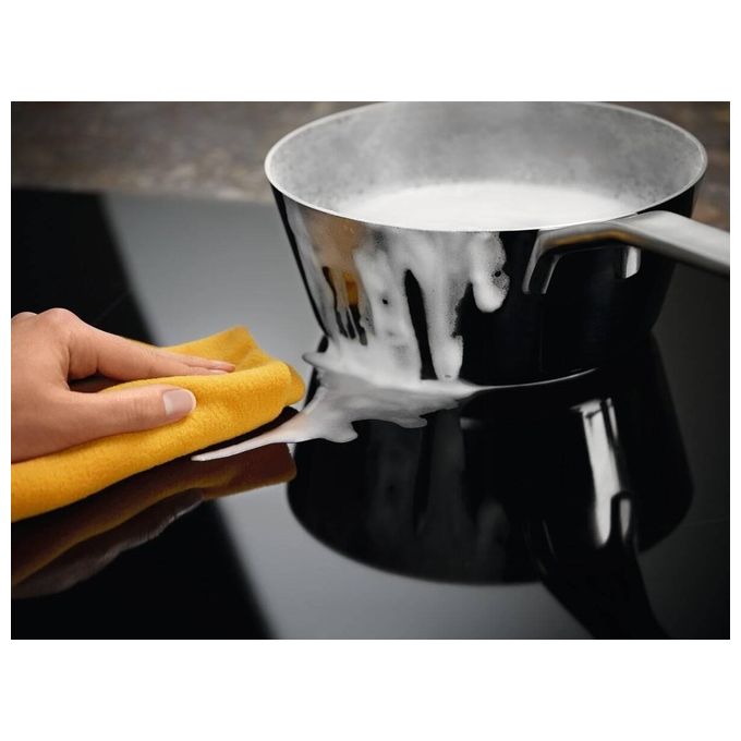 Electrolux EIL83443 Serie 600 Piano cottura a induzione 80 cm 4 zone Bridge Hob2Hood Slider Touch colore Nero