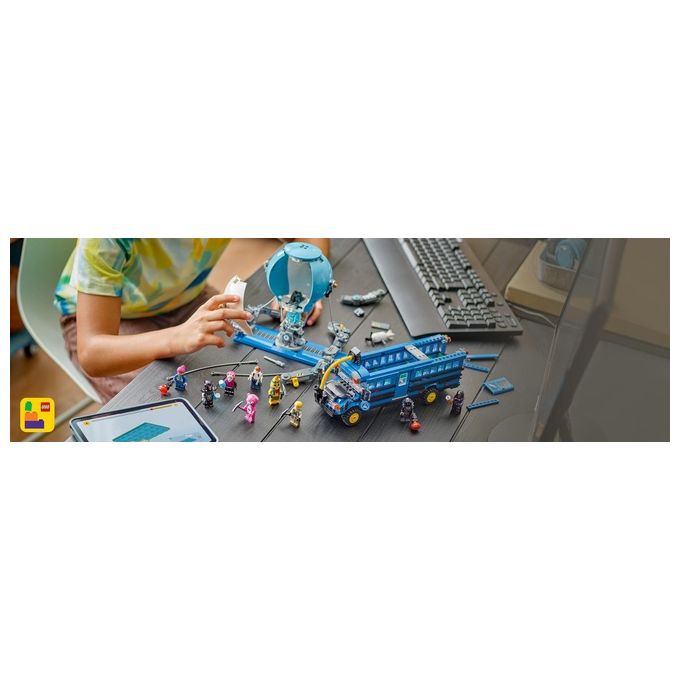 Lego 77073 Fortnite Bus della Battaglia Set da Costruzione 954 pezzi con 9 Minifigure eta' 10+