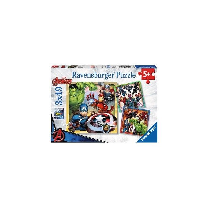 Ravensburger Puzzle 3X49 Avengers per un Divertimento Infinito con i Vostri Eroi Preferiti