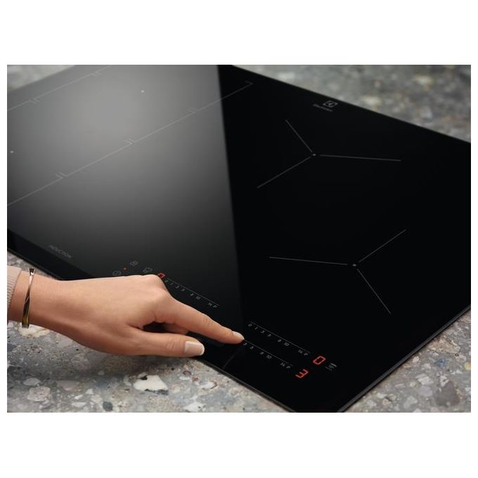 [ComeNuovo] Electrolux EIS62449C Piano Cottura a Induzione serie 700 4 Zone Infinite Hob2Hood Bridge SenseBoil 60 cm Nero