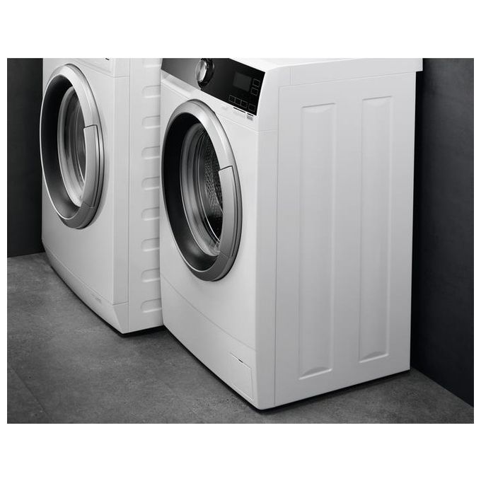 AEG L6SE74B Serie 6000 Lavatrice Slim Carica Frontale ProSense SoftPlus Classe energetica D (A+++-20%) Capacita' di carico 7 Kg Centrifuga 1400 giri Motore Inverter Vapore