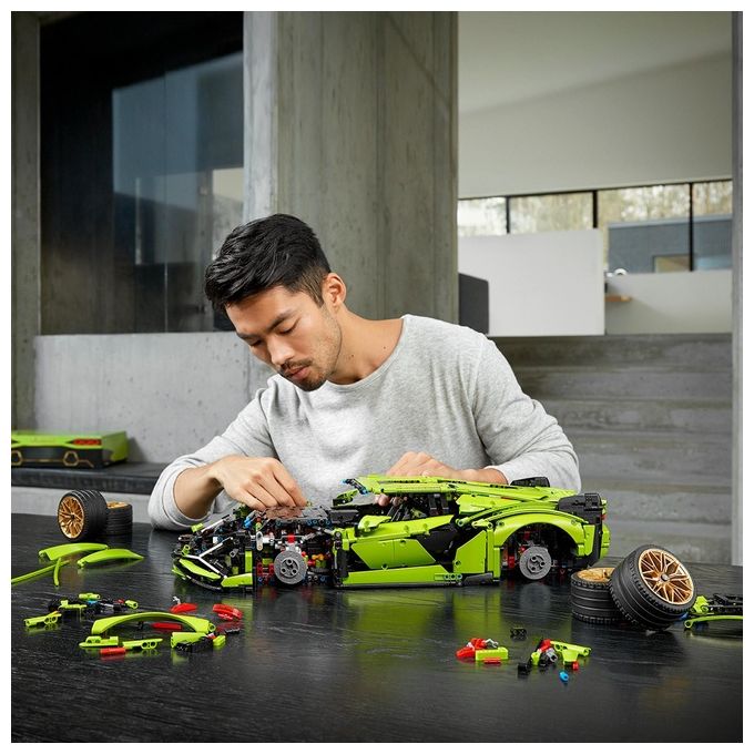 LEGO Technic 42115 Lamborghini Sián FKP 37, Set con Auto Sportiva, Modellino di Macchina da Costruire per Adulti, Idea Regalo