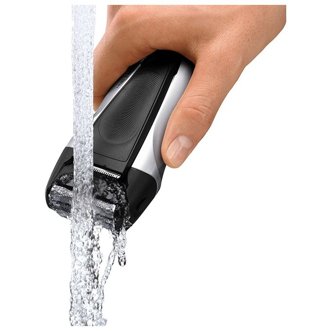Braun Series 1 130 – Rasoio elettrico a lamina, utilizzo a secco, 1 testina con sistema SmartFoil, autonomia a rete, Trimmer di precisione integrato, pulizia facile, Colore Nero