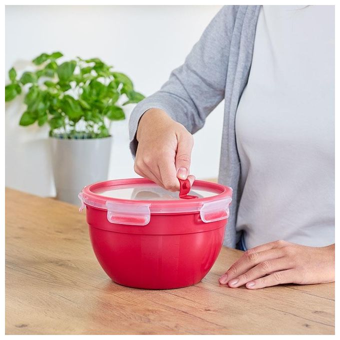 Emsa Clip e Micro Contenitore Rotondo Microonde Rosso 1.1 Litro