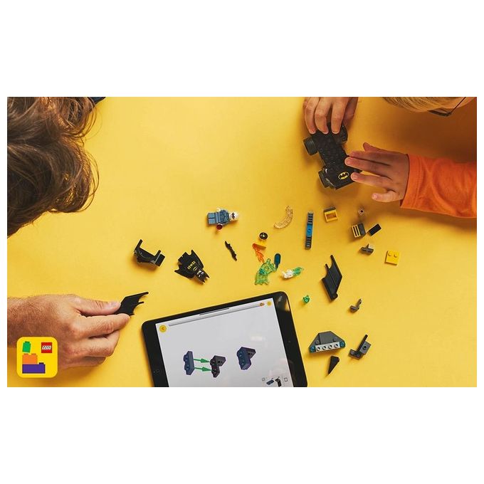 LEGO DC Batman e Batmobile Contro Mr. Freeze - Macchina Giocattolo del Supereroe con 2 Minifigure Accessori e Starter Brick per l'Auto Giochi per Bambini e Bambine da 4 Anni in su Idea Regalo 76301