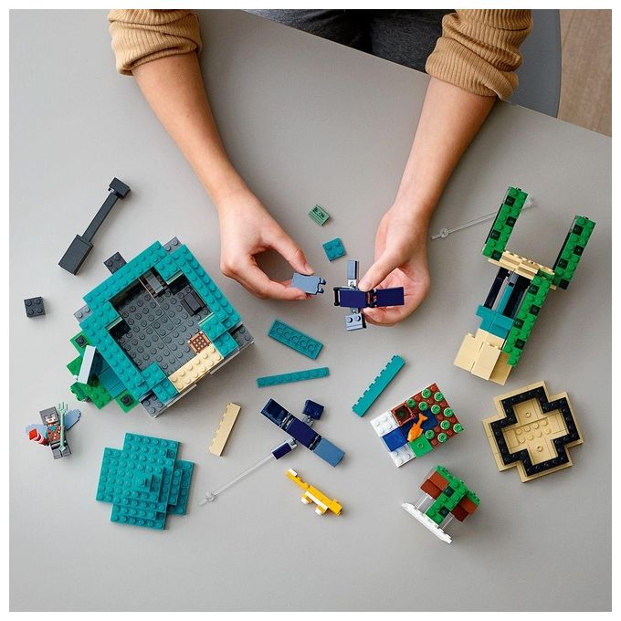 LEGO Minecraft Sky Tower