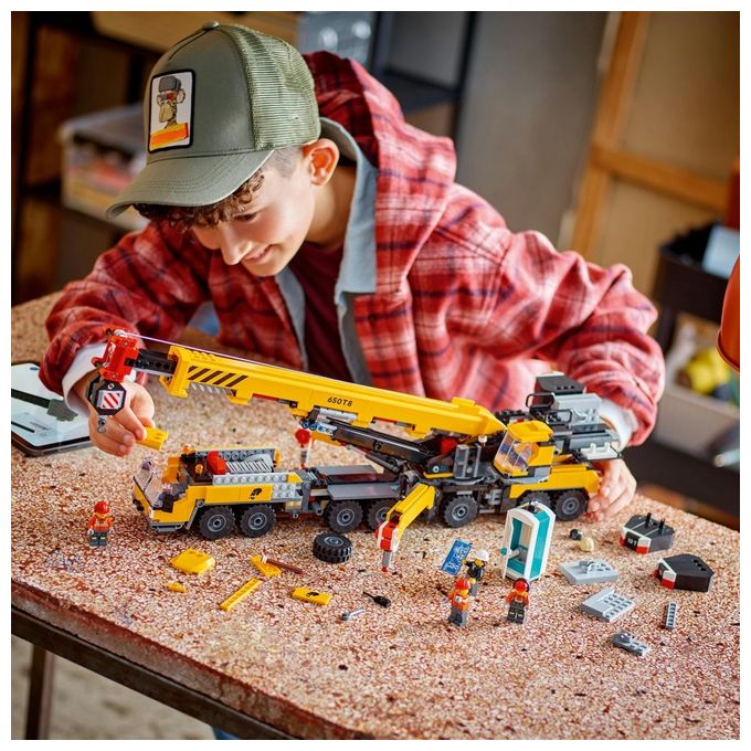 LEGO City Gru da Cantiere Mobile Gialla Giochi Creativi per Bambini e Bambine da 9 Anni con Veicolo Giocattolo da Cantiere con Funzioni Realistiche e 4 Minifigure Idea Regalo Divertente 60409