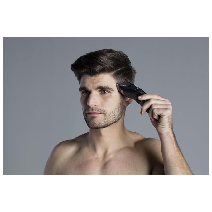 Panasonic ER‑GC53‑K503 - Tagliacapelli con cavo-cordless, autonomia 40 min, lame acciaio inox, 19 lunghezze da 0,5 a 10 mm, lavabile, colore nero