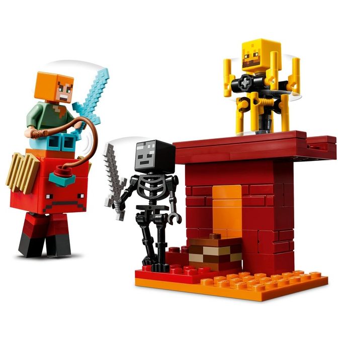 LEGO Minecraft Battaglia sul Ponte del Nether Gioco d'Avventura per Bambini e Bambine da 6 Anni Piccolo Set da Costruire con Funzioni e 4 Personaggi del Videogioco Idea Regalo di Compleanno 21266