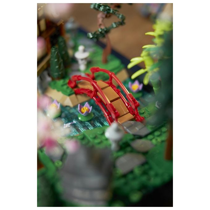 LEGO Icons 10315 Il Giardino Tranquillo, Kit Giardino Botanico Zen per Adulti con Fiori di Loto, Regalo per Donna e Uomo