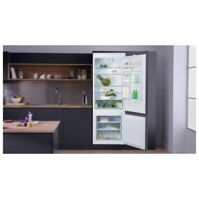 Hotpoint BCB 4010 E O31 Frigorifero Combinato da Incasso Capacita' 400 Litri Classe energetica F Low Frost Ventilazione Air Technology Larghezza 70 cm Altezza 193,5 cm