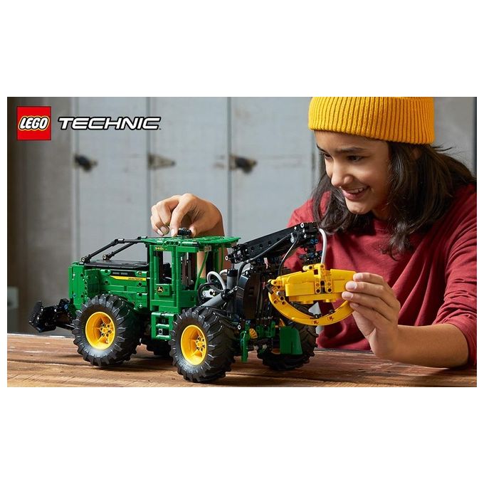 LEGO Technic 42157 Trattore John Deere 948L-II, Modellino da Costruire di Veicolo Giocattolo con Funzioni Pneumatiche e 4WD