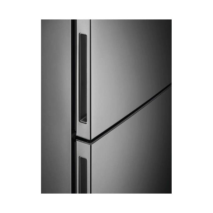 AEG RCB736E5MX Frigorifero Combinato Capacita' 366 Litri Classe energetica E Total No Frost Display Digitale Esterno Cooling 360 201 cm Acciaio Inox