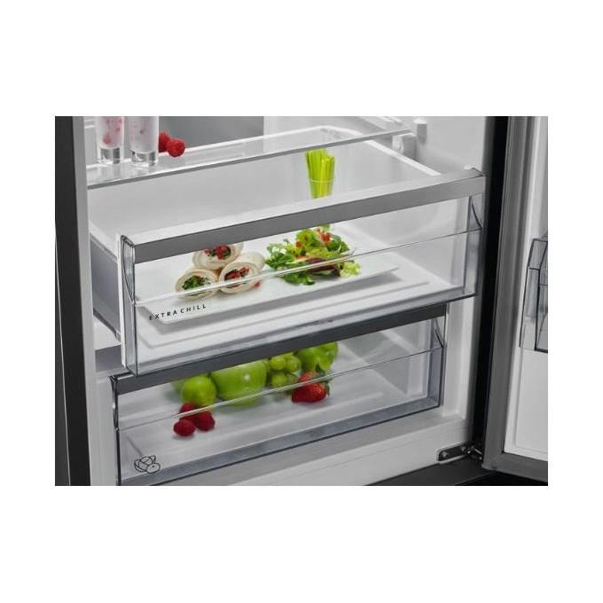 AEG RCB736E5MX Frigorifero Combinato Capacita' 366 Litri Classe energetica E Total No Frost Display Digitale Esterno Cooling 360 201 cm Acciaio Inox