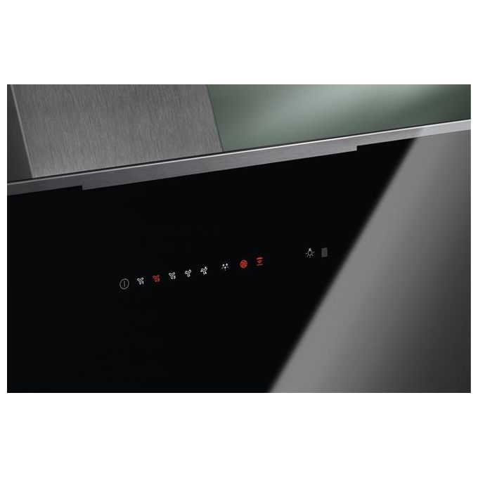 Electrolux KFVB19K Cappa a Camino Classe energetica A+ 5 Velocita' Aspirante o Filtrante SilenceTech Funzione Breeze 90 cm Nero