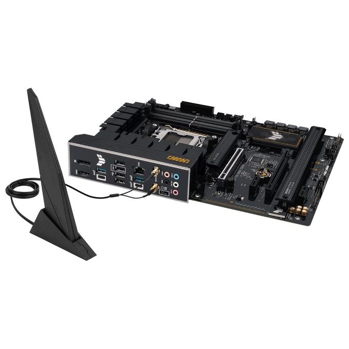 ASUS TUF GAMING B650-PLUS WIFI Scheda Madre Gaming ATX AMD B650 AM5 DDR5 4xPCI 4.0 WiFi 6 (802.11ax) Intel 2.5Gb Ethernet Realtek 7.1 3xM.2 4xSATA 6GB-s Aura Sync RGB Nero