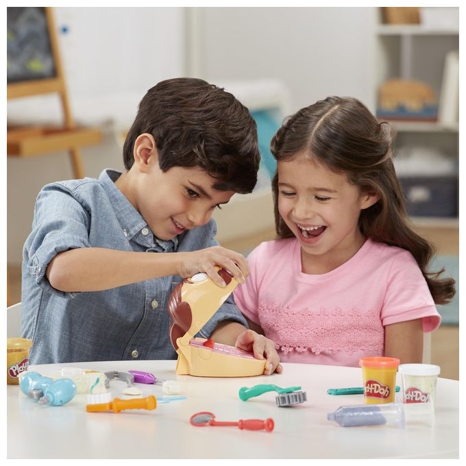 Hasbro Play-Doh Dottor Trapanino