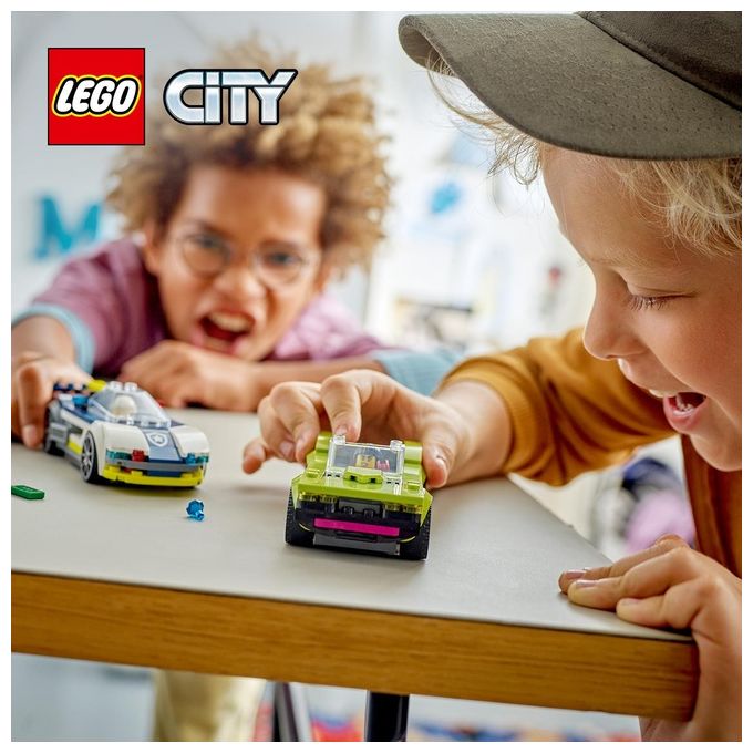 LEGO City 60415 Inseguimento della Macchina da Corsa, 2 Modellini di Auto della Polizia, Giocattolo per Bambini di 6+ Anni